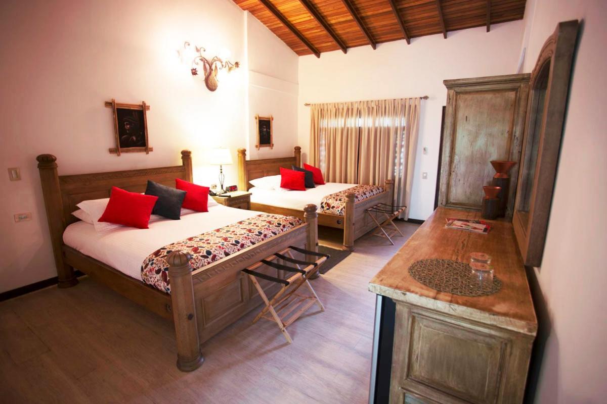 Ara Meru Lodge Канайма Экстерьер фото
